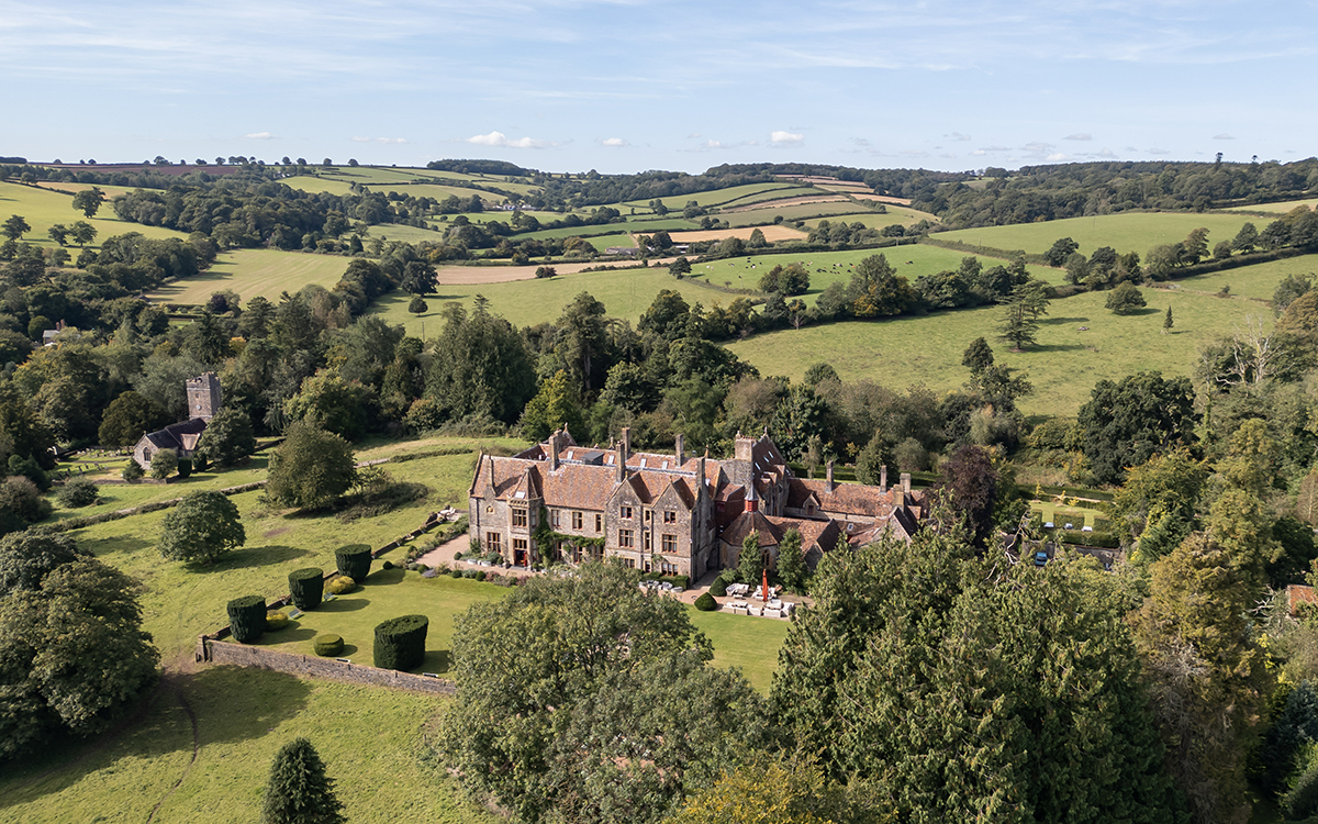 Huntsham Court