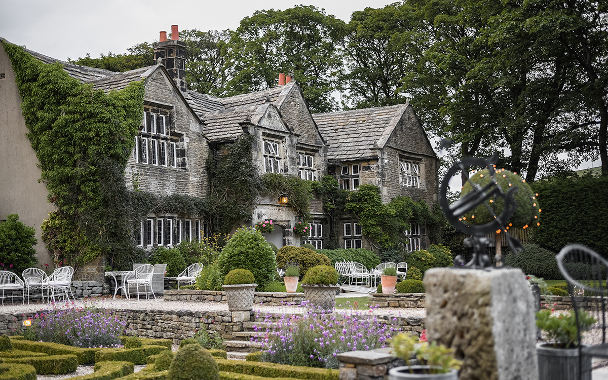 Holdsworth House
