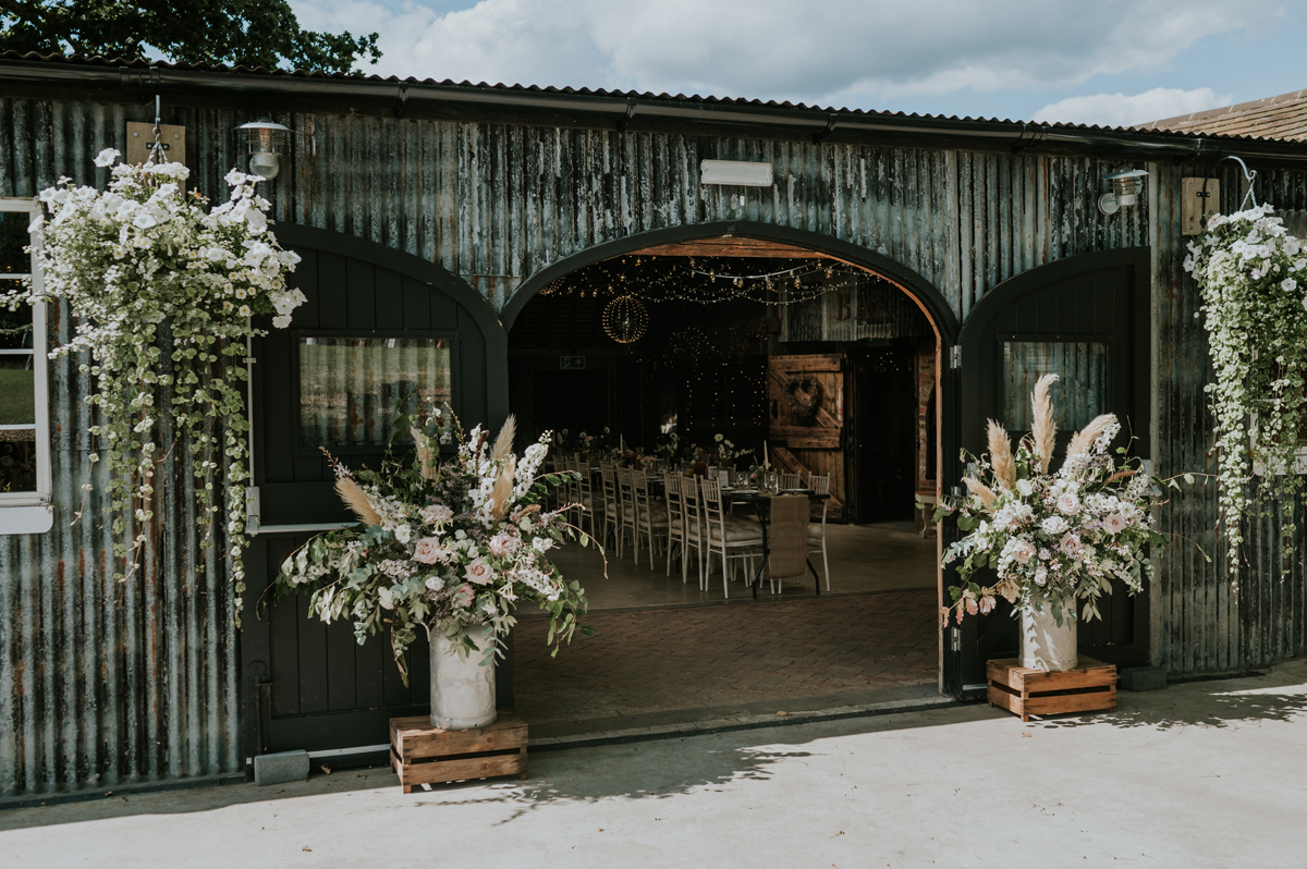 Oak Tree Barn